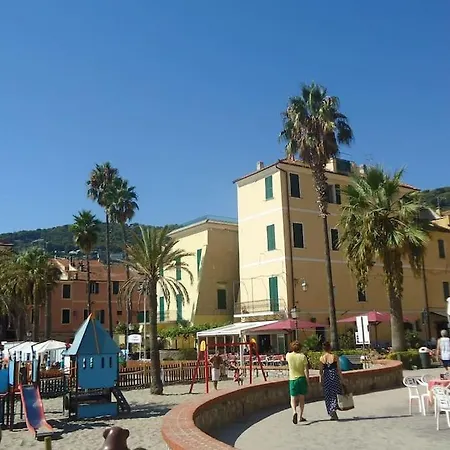 Monolocale N 5 Vicino Al Centro E Con Dehor *